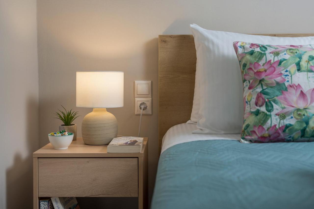 Floral Beach Apt With Lux Extras & Special Treats Kolymvári Eksteriør bilde