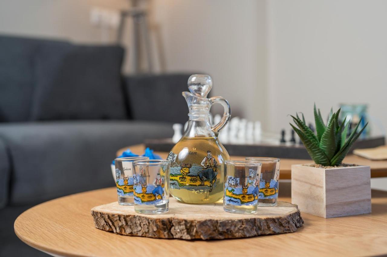 Floral Beach Apt With Lux Extras & Special Treats Kolymvári Eksteriør bilde